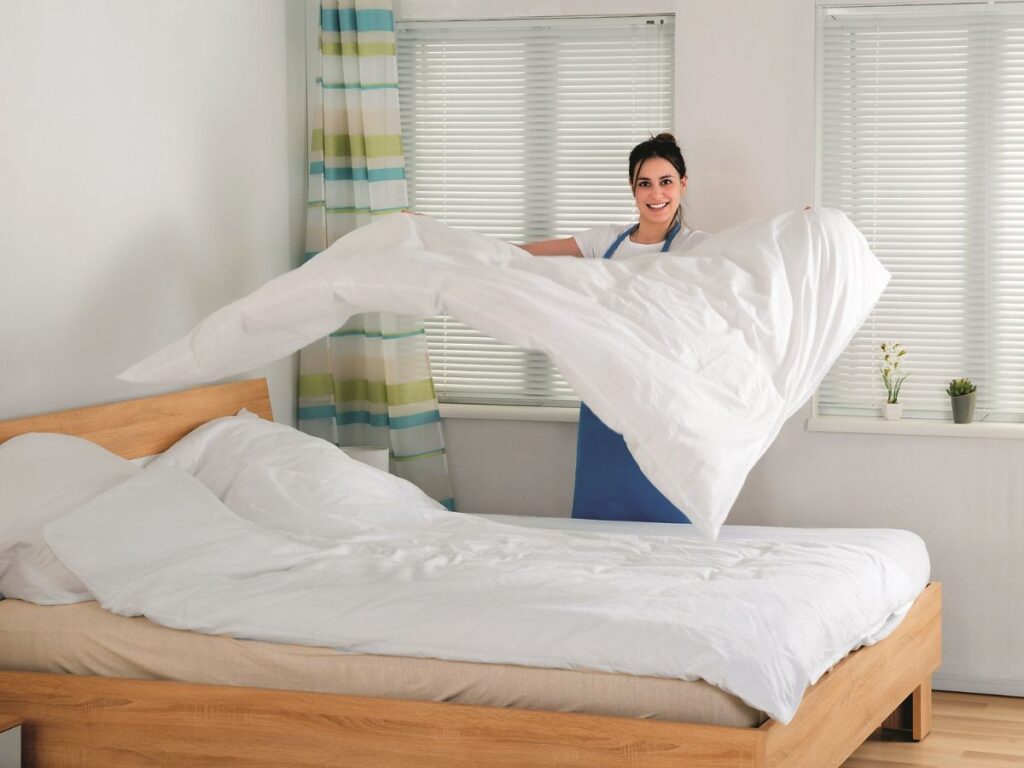 Expert Tips to Keep Your Blankets Soft and Fluffy