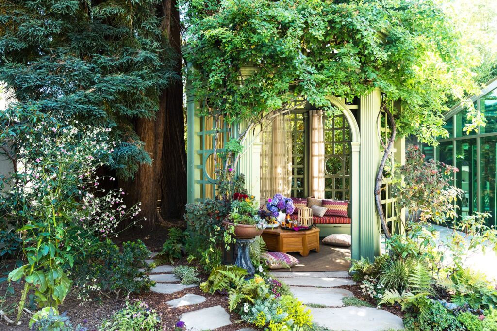 Transform Your Outdoor Space: Top Landscaping Secrets for a Stunning Yard Transform Your Outdoor Space Top Landscaping Secrets for a Stunning Yard