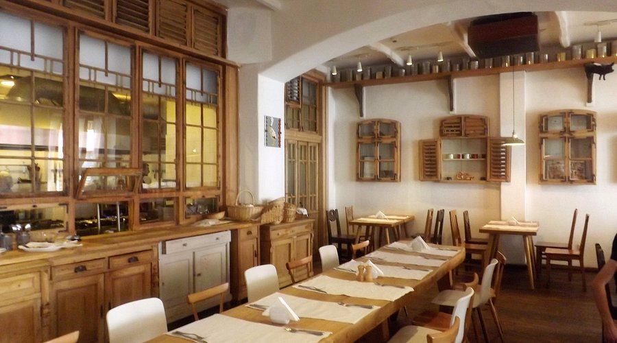 Lacrimi si Sfinti and the Soul of Romanian Culinary Tradition image 1391