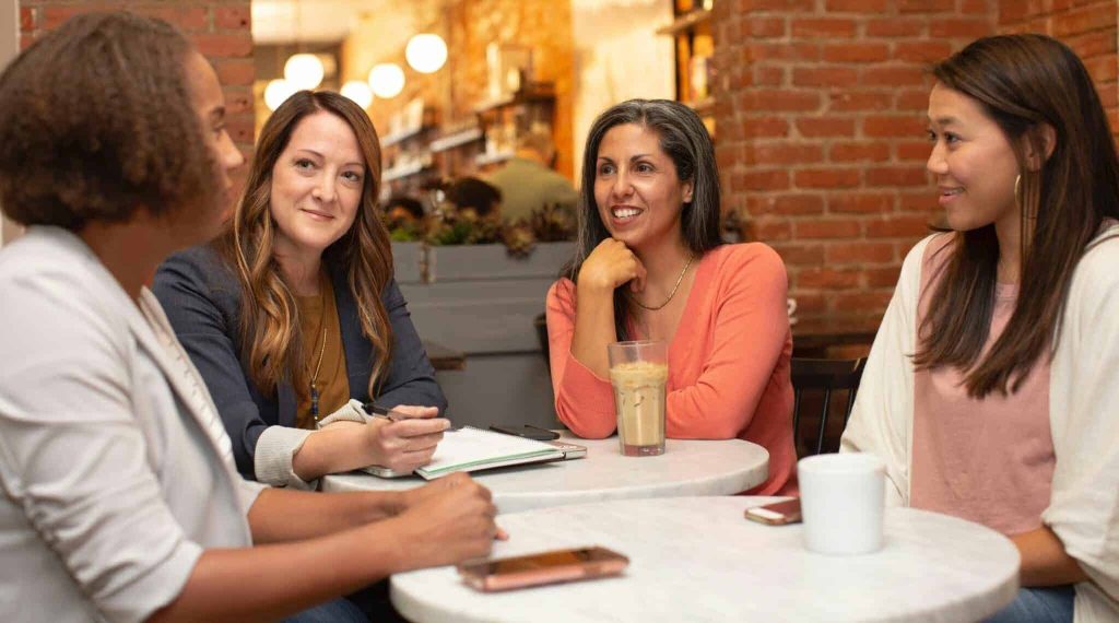 linkedin sales solutions IjkIOe 2fF4 unsplash scaled e1718306698234